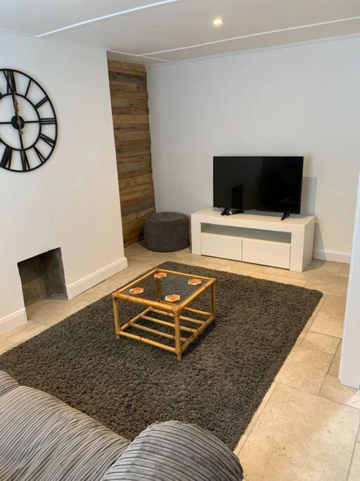 Bryndegwel In Saint Dogmaels, Cardigan- River Views, Free Parking Exterior foto